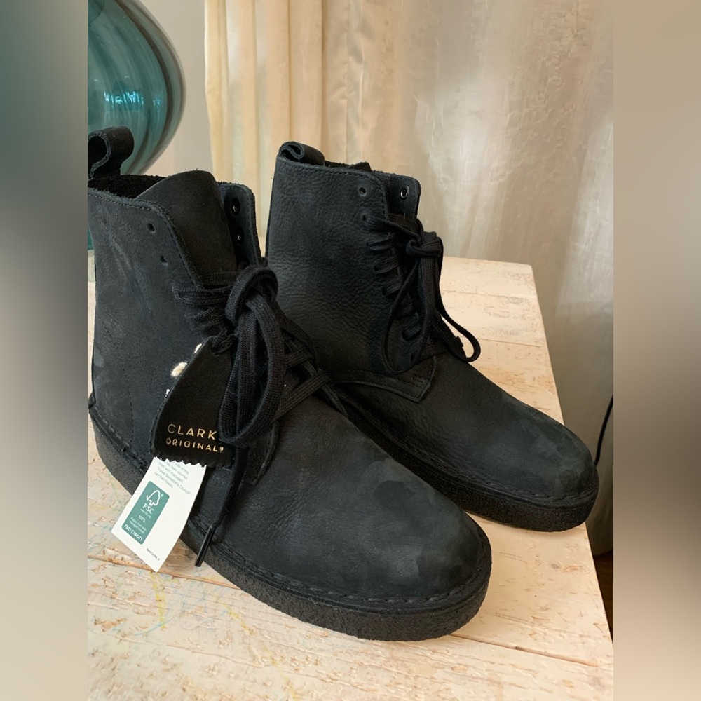 NEW , Clarks Womens Dark Charcoal Suede Boots 😍